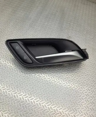 MG ZS Front door interior handle 103292291