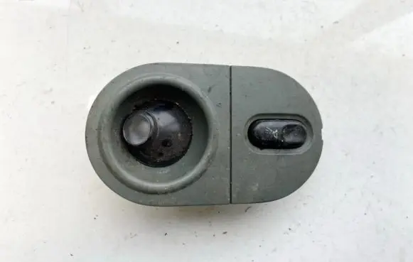 Renault Laguna I Front seat light 770082054