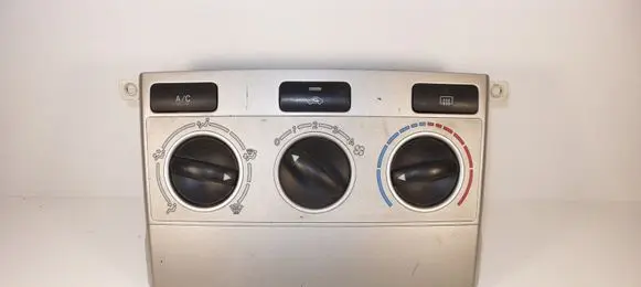 Toyota Corolla Verso AR10 Climate control unit 559000F011