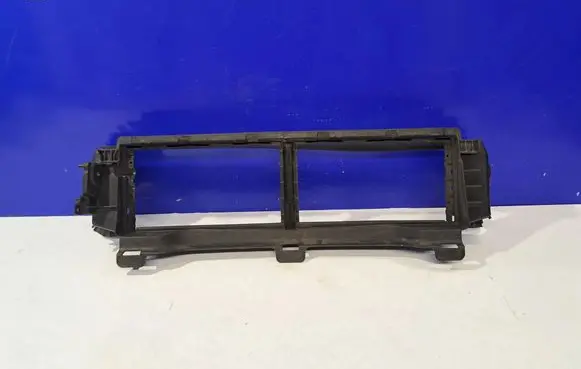 Volvo S90, V90 Intercooler air guide/duct channel 31383991
