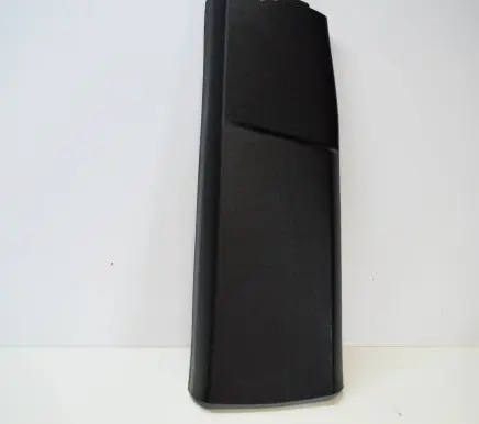 (B) pillar trim (bottom)