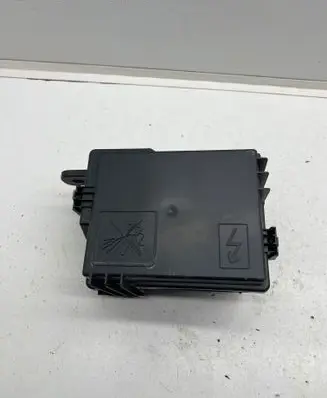 Dacia Spring Fuse box set 243805284R 243127363R