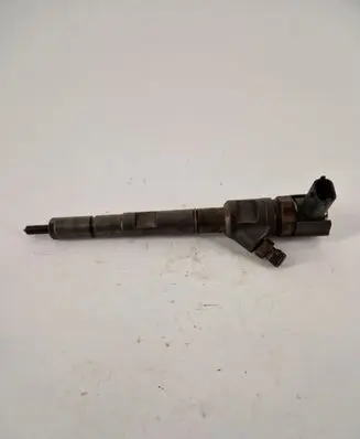 KIA Sorento Fuel injector 338004A500