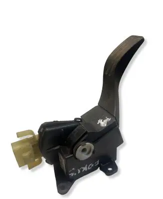 Ford Focus Accelerator throttle pedal 2M519F836BC 0K200803