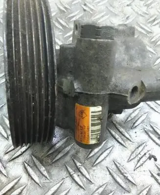 Renault Espace III Power steering pump