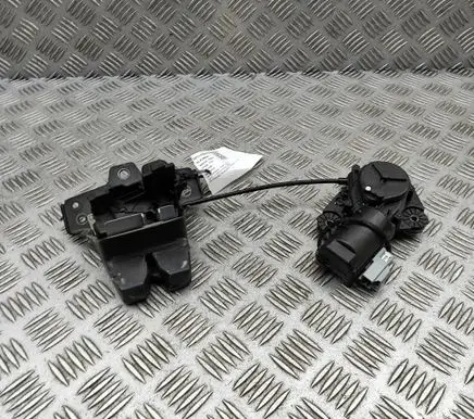 Tailgate/trunk/boot lock/catch/latch