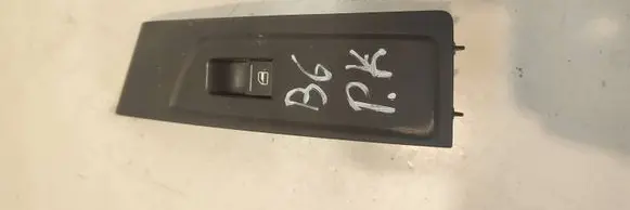 Volkswagen PASSAT B7 Electric window control switch