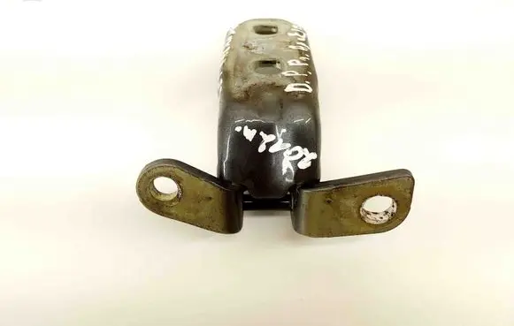 Chevrolet Orlando Front door upper hinge P11314