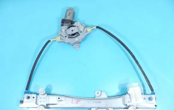 Renault Twingo II Front door window regulator with motor 119358ARM IMPRK1256366