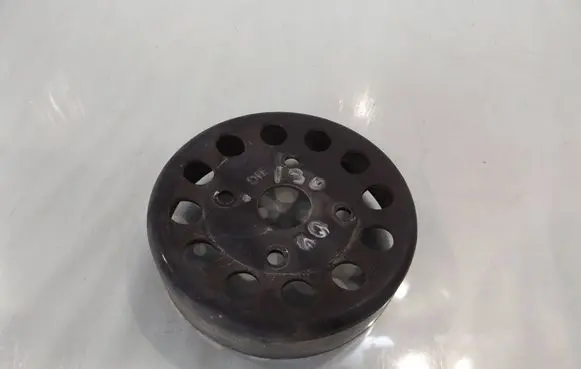 Hyundai i30 Water pump pulley