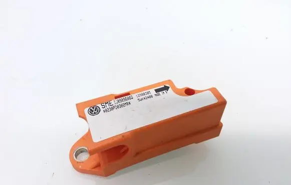 Volkswagen New Beetle Airbag deployment crash/impact sensor 1J0909606Q 12980305 5WK42400