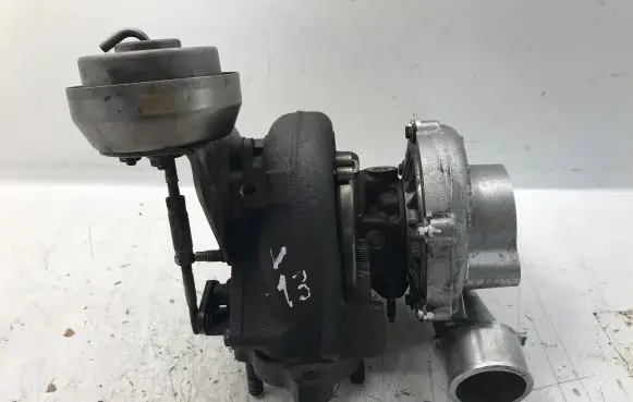 Toyota Corolla Verso AR10 Turbo 172010R020 0508020059 0508020055