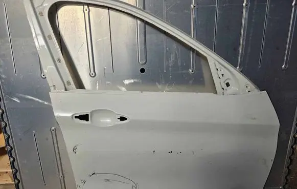 BMW X1 F48 F49 Front door 