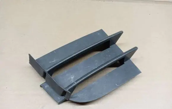 Skoda Superb B6 (3T) Front bumper lower grill 3T0853666