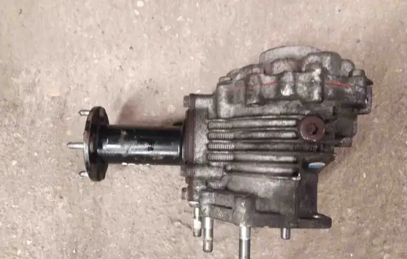 Toyota Urban Cruiser (XP110) Front differential 