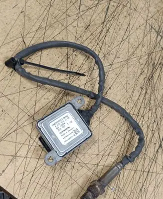 Mercedes-Benz E W213 Lambda probe sensor A0009050108