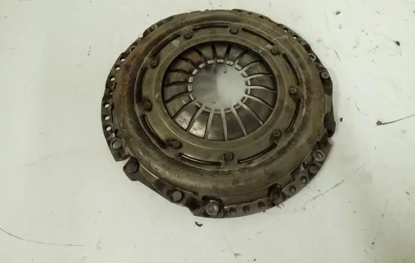 Subaru Outback Pressure plate TYPM240