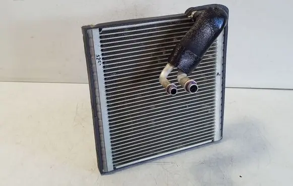 Air conditioning (A/C) radiator (interior)
