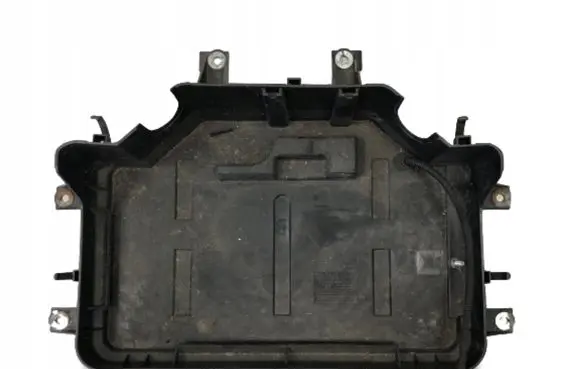 Battery tray