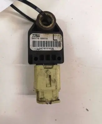 Toyota Avensis T250 Airbag deployment crash/impact sensor 8917405010