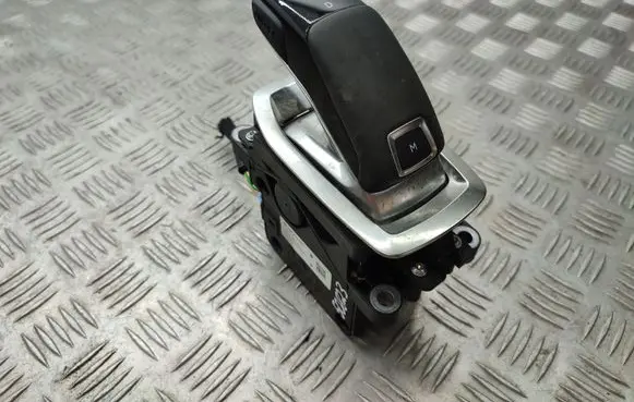 Peugeot 2008 II Gear shifter/selector 98336270DX