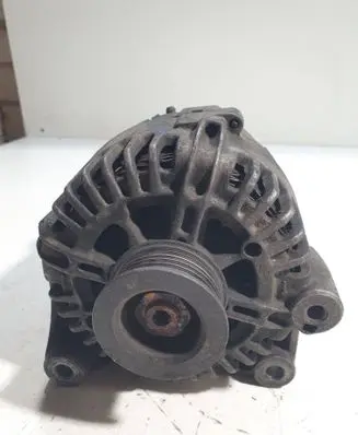 BMW 3 E90 E91 Generator/alternator 7802471 TG15C073 407014748