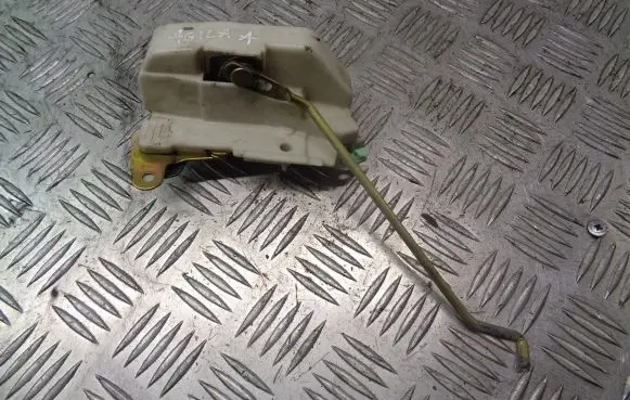 Opel Agila A Rear door lock