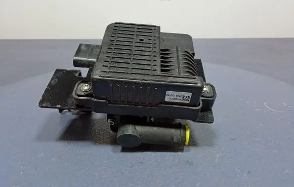 KIA Niro Water pump W3Q4000