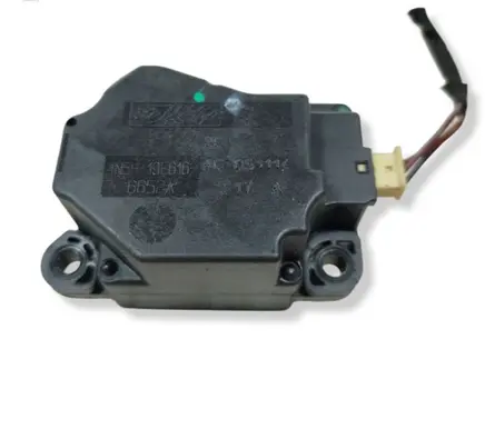 Volvo S40 Air flap motor/actuator 4N5H19E616