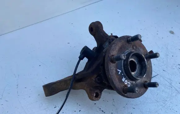 Toyota Corolla Verso AR10 Front wheel hub NOCODE