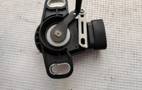Toyota Land Cruiser (J100) Brake pedal sensor switch 8951047010