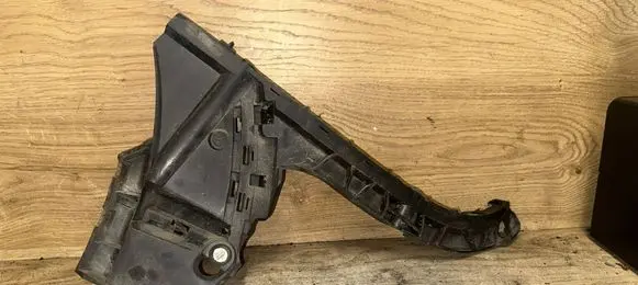Volvo XC70 Rear bumper mounting bracket 30678704