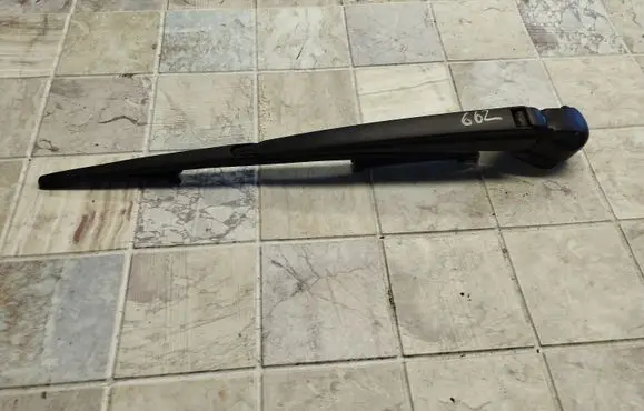 Saab 9-5 Rear wiper blade arm 93196008