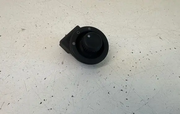 Renault Trafic II (X83) Wing mirror switch 8200002442A