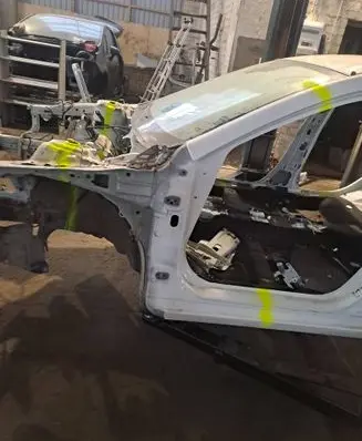 Mazda 3 III Front quarter panel Nocode