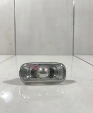 Audi A6 S6 C6 4F Front fender indicator light 8E0949127