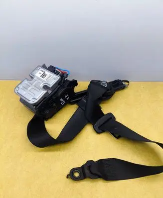 Mercedes-Benz E W211 Front seatbelt 2118605586