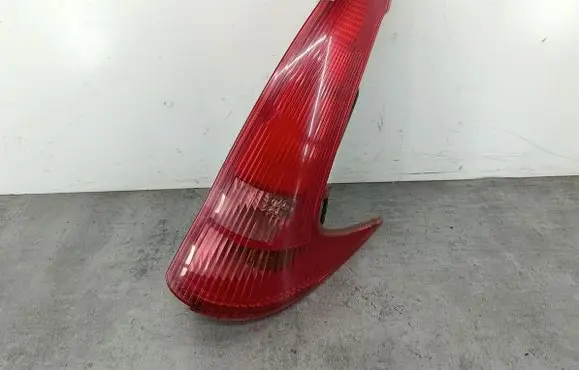 Peugeot 206 Rear/tail lights 