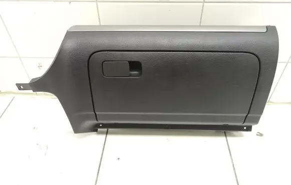 Volkswagen Golf V Glove box 1K1857289A 1K1857290