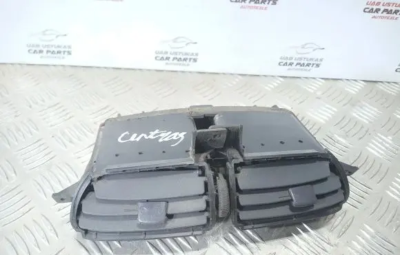 Nissan Almera Tino Dash center air vent grill