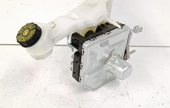 Ford Escape IV ABS Pump LX6C2D335MR LX6C2C219MR