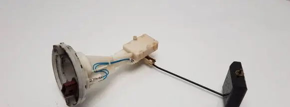 Mercedes-Benz E W210 Fuel level sensor 221838001005