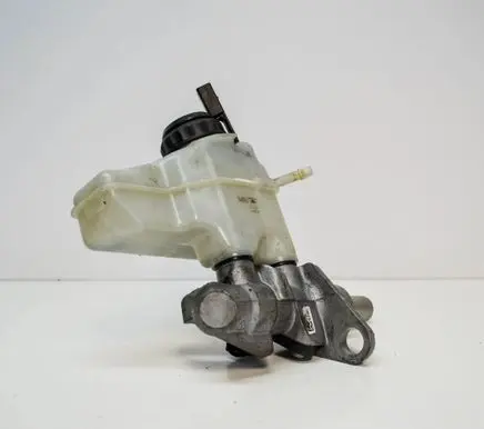 Brake fluid reservoir