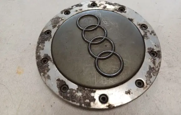 Audi A6 S6 C5 4B Original wheel cap 4B0601165C