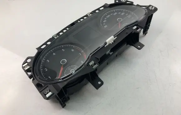 Volkswagen Golf VII Speedometer (instrument cluster) 5G1920742D