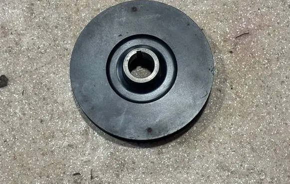 Mercedes-Benz CLA C117 X117 W117 Crankshaft pulley A1330300003