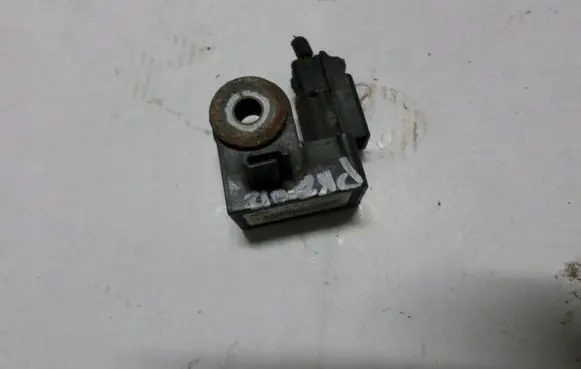 Mazda CX-7 Airbag deployment crash/impact sensor GP9A57K1X