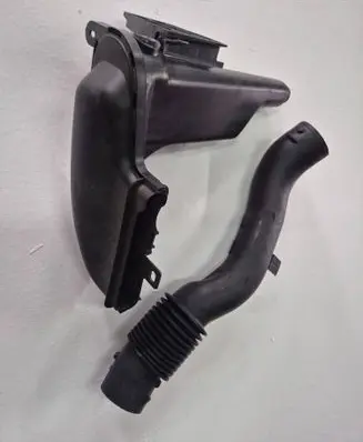 Peugeot 508 Air intake duct part 9684937980
