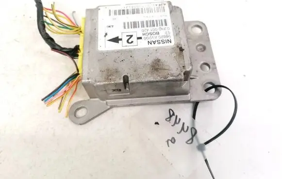Nissan Primera Airbag control unit/module 98820AV200 0285001420
