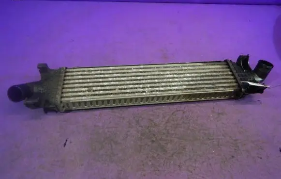 Ford Focus C-MAX Intercooler radiator 3M5H9L440AE